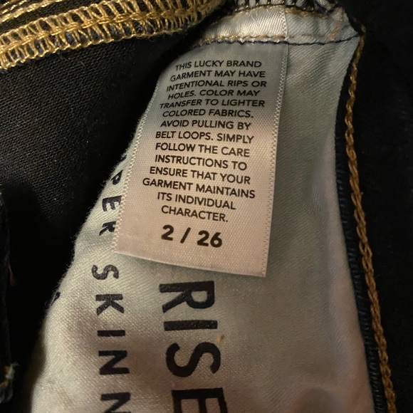Lucky Brand Dark Wash Skinny Jeans - Picture 3 of 4